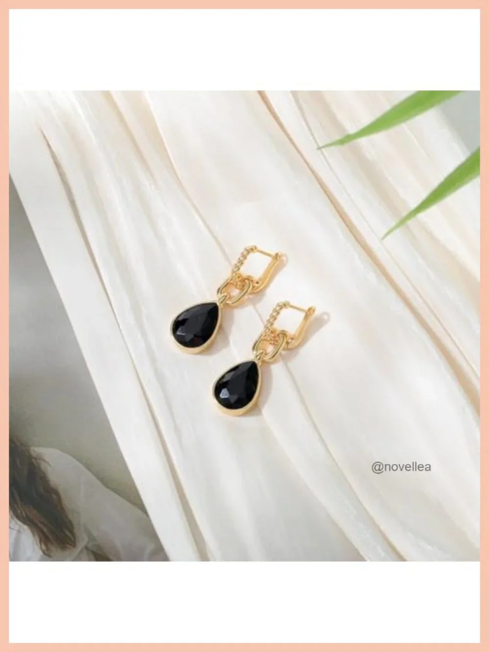 18K Gold Plated Crystal Teardrop Dangle Drop Earrings with Cubic Zirconia for